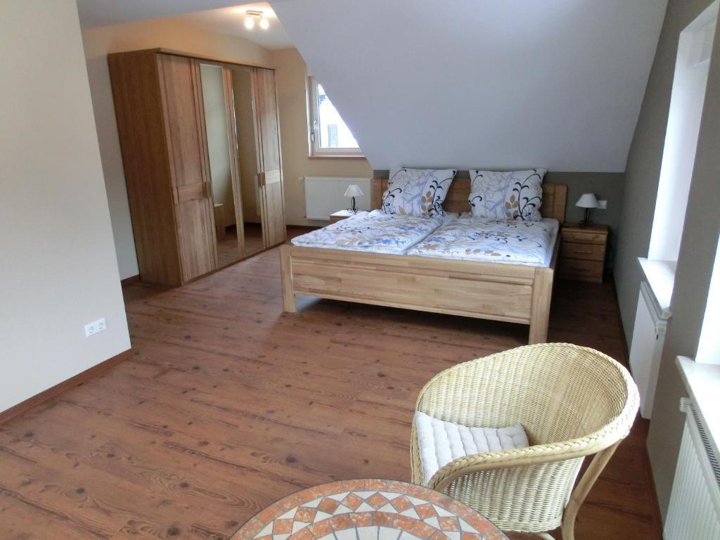 Ferienweingut Hirschen Schulstrasse Bed & Breakfast Burg  Phòng bức ảnh